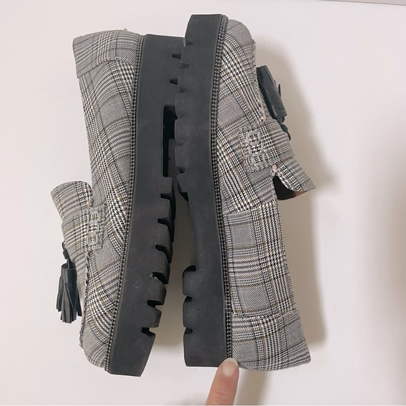Franco Sarto Black and Gray Plaid Tassel Loafers - Picture 5 of 11